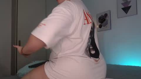 Snapshot of selene_rouse_ chatting on 8, 7, 2026 selene_rouse_ online show from 8, 7, 2026