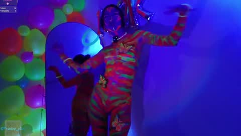 Snapshot of selene_starkk chatting on 4, 3, 2025 Sel Your Little butterfly online show from 4, 3, 2025