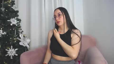 selene_swee online show from 5, 1, 2026