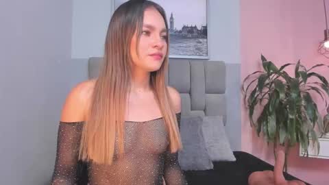 Snapshot of selene_tylor_ chatting on 28, 9, 2025 Selene online show from 28, 9, 2025