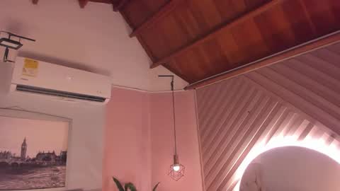 Selene online show from 14, 10, 2025