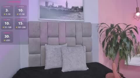 Snapshot of selene_tylor_ chatting on 13, 11, 2025 Selene online show from 13, 11, 2025