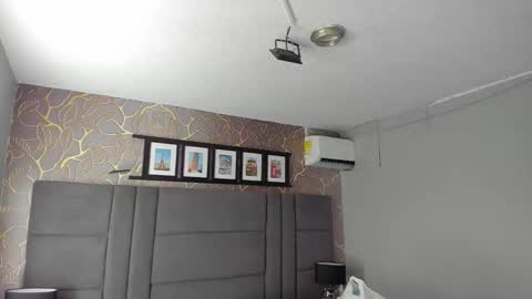 Selene online show from 15, 2, 2026