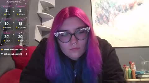 Snapshot of selenebaby chatting on 25, 10, 2025 Selene online show from 25, 10, 2025