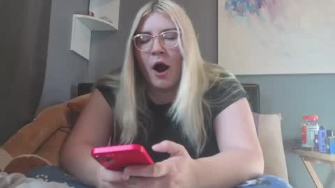 Selene online show from 11, 4, 2026