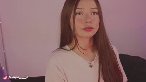 selene online show from 19, 2, 2025