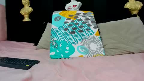 Snapshot of seleneflame chatting on 14, 2, 2026 selene online show from 14, 2, 2026