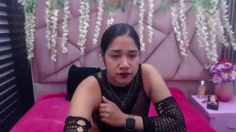 Snapshot of selenerose69 chatting on 14, 12, 2025 selenerose69 online show from 14, 12, 2025