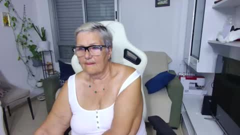 Selenna online show from 5, 6, 2026