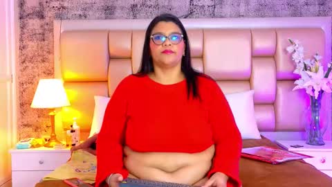 Selenna Cooper online show from 12, 2, 2026