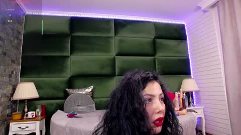 Snapshot of selensummer chatting on 5, 2, 2025 Selen online show from 5, 2, 2025