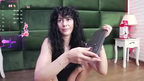 Snapshot of selensummer chatting on 28, 9, 2025 Selen online show from 28, 9, 2025