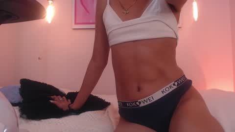 Snapshot of seleny_fitness chatting on 27, 1, 2025 Mayte online show from 27, 1, 2025