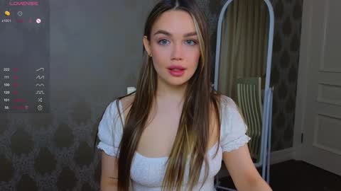 Snapshot of selfish_ashley chatting on 3, 2, 2025 Eve online show from 3, 2, 2025