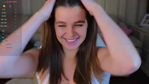 Snapshot of selfish_ashley chatting on 5, 3, 2025 Eve online show from 5, 3, 2025