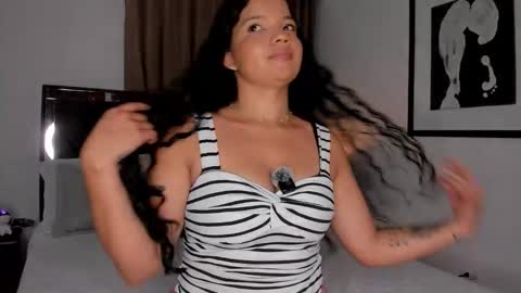 S e l e n a h online show from 25, 2, 2026