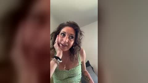 Snapshot of selinebabe chatting on 7, 8, 2026 selinebabe online show from 7, 8, 2026
