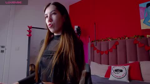 Snapshot of sellashine chatting on 12, 2, 2025 Nicole online show from 12, 2, 2025