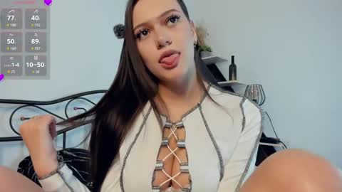 Julia online show from 8, 6, 2026