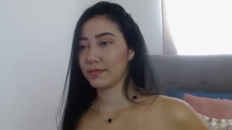 Sellena Stone online show from 25, 10, 2025