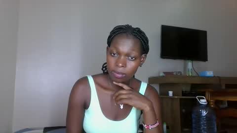 Snapshot of sellinprinces chatting on 2, 11, 2025 sellinprinces online show from 2, 11, 2025