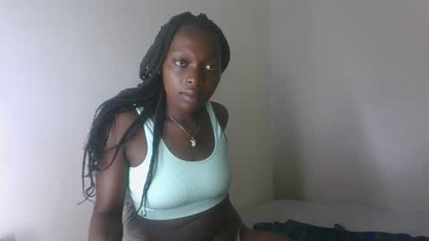 Snapshot of sellinprinces chatting on 12, 11, 2025 sellinprinces online show from 12, 11, 2025