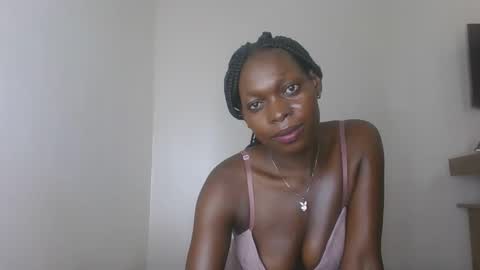 Snapshot of sellinprinces chatting on 15, 11, 2025 sellinprinces online show from 15, 11, 2025