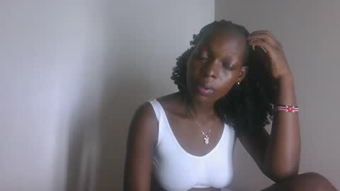 Snapshot of sellinprinces chatting on 4, 12, 2025 sellinprinces online show from 4, 12, 2025