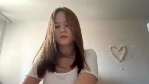 Lily online show from 26, 7, 2026