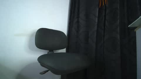 Snapshot of sem_alas chatting on 18, 10, 2025 sem_alas online show from 18, 10, 2025