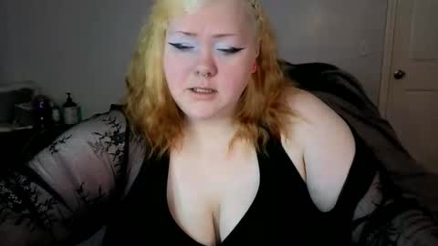 Snapshot of sendforember chatting on 19, 3, 2026 Goddess Ember online show from 19, 3, 2026