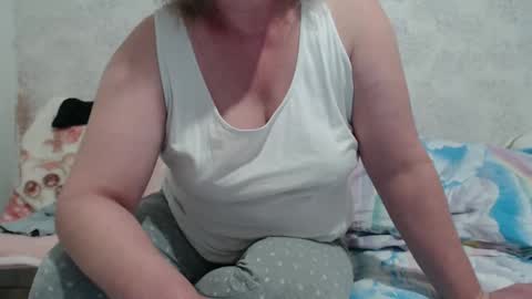 Snapshot of seniorita333 chatting on 12, 1, 2025 Lenna online show from 12, 1, 2025