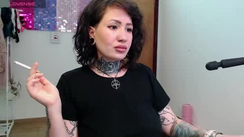 senorita_dakota online show from 20, 9, 2025