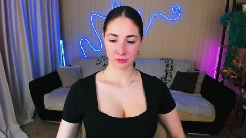 sensitiveheartt online show from 20, 10, 2025