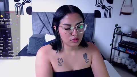 Snapshot of sensual_flame chatting on 27, 2, 2025 Camille and sophie online show from 27, 2, 2025