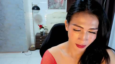 Snapshot of sensual_goergia chatting on 12, 9, 2025 sensual_goergia online show from 12, 9, 2025