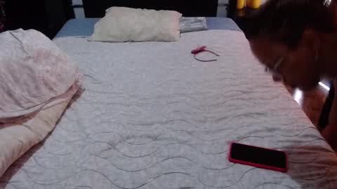 Snapshot of sensual_natalie chatting on 18, 9, 2025 sensual_natalie online show from 18, 9, 2025