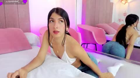 Snapshot of sensualjeen chatting on 15, 10, 2025 Jeen online show from 15, 10, 2025