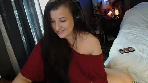 Snapshot of sentfrmheaven chatting on 25, 12, 2024 Tara online show from 25, 12, 2024