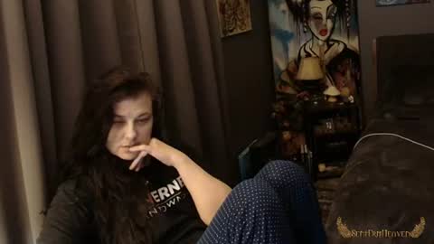 Snapshot of sentfrmheaven chatting on 5, 7, 2026 Tara online show from 5, 7, 2026