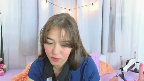 Snapshot of serafina_ chatting on 8, 10, 2025 serafina_ online show from 8, 10, 2025