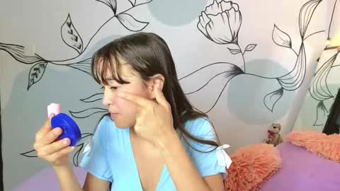 Snapshot of serafina_ chatting on 16, 10, 2025 serafina_ online show from 16, 10, 2025