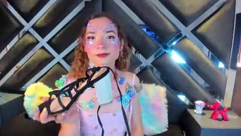 seraphine_nyx online show from 2, 7, 2026
