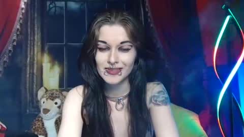 Snapshot of seraphinmunster chatting on 11, 2, 2025 Seraphin Munster online show from 11, 2, 2025