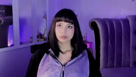 Snapshot of seren_bleck chatting on 1, 10, 2025 Seren Follow me online show from 1, 10, 2025