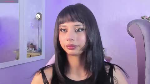 Snapshot of seren_bleck chatting on 19, 11, 2025 Seren Follow me online show from 19, 11, 2025