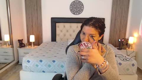 Serena online show from 15, 12, 2025