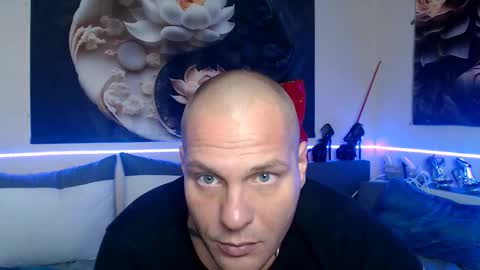 Snapshot of serenaandryan chatting on 13, 12, 2025 serenaandryan online show from 13, 12, 2025