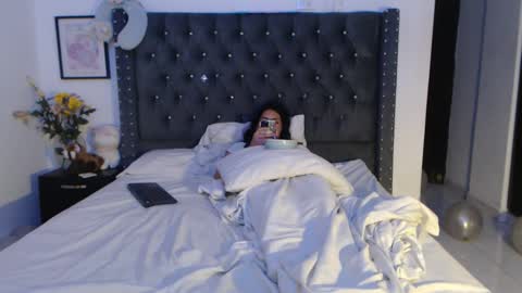 Snapshot of serenaroussee chatting on 6, 1, 2025 sararoussee online show from 6, 1, 2025