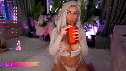 Snapshot of serene_sophiex chatting on 2, 3, 2025 Serene Sophiex online show from 2, 3, 2025